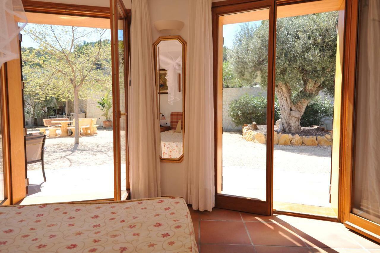 Finca El Almendral Relleu Kültér fotó
